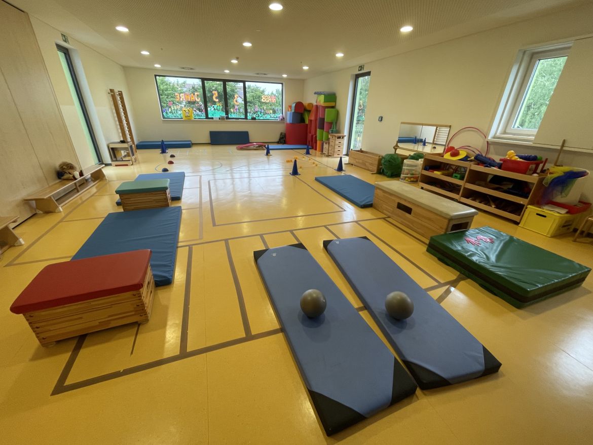 Bild 2 Sportverein -Kinderturnzeit.JPG